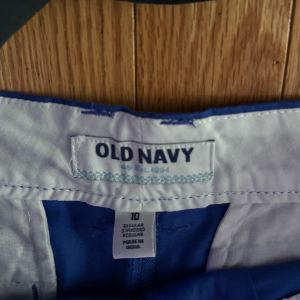 Old Navy shorts 2 pair black/cuffs and blue size 10 97% cotton 3% spandex - Picture 4 of 7